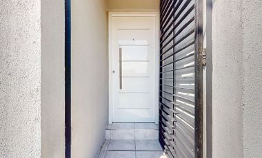 CASA EN VENTA GORINA 3 DORMITORIOS CON PARQUE