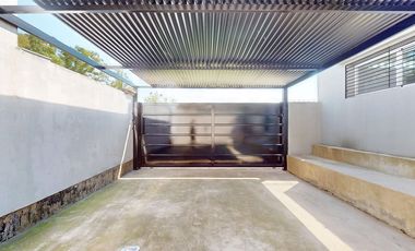 CASA EN VENTA GORINA 3 DORMITORIOS CON PARQUE