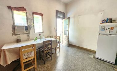 VENTA PH, MORON, 3 OFICINAS + LOCAL + DEPARTAMENTO