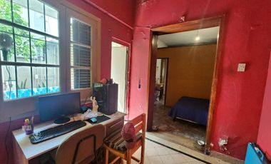 VENTA PH, MORON, 3 OFICINAS + LOCAL + DEPARTAMENTO