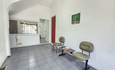 VENTA PH, MORON, 3 OFICINAS + LOCAL + DEPARTAMENTO