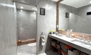 VENTA CASA 4 AMB. PILETA B. CERRADO BELLA VISTA