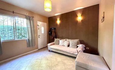 VENTA CASA 4 AMB. PILETA B. CERRADO BELLA VISTA
