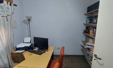 VENTA CASA 4 DORMITORIOS, LOS POLVORINES CENTRO