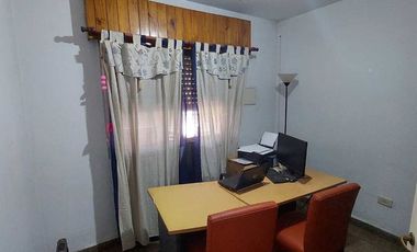 VENTA CASA 4 DORMITORIOS, LOS POLVORINES CENTRO