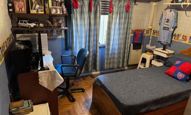 3 AMBIENTES EN LANUSITA C/ COCHERA.-