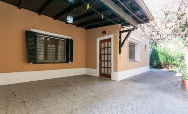 Venta PH 3 Ambs. Fdo. libre. Lanus. Apto Credito.
