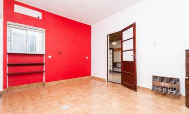 Venta PH 3 Ambs. Fdo. libre. Lanus. Apto Credito.