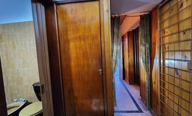 Casa 4 amb en venta c/cochera y patio apto crédito