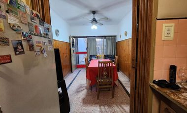 Casa 4 amb en venta c/cochera y patio apto crédito