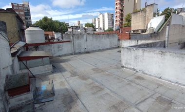 PH ,VENTA  2 AMB. PATIO ,TERRAZA MUY BUEN ESTADO