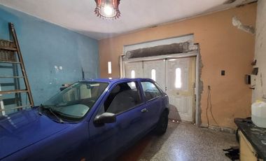 PH TIPO CASA DOS VIVIENDAS-COCHERA