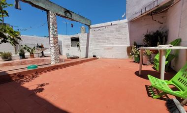 PH TIPO CASA DOS VIVIENDAS-COCHERA