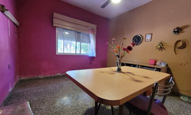 PH TIPO CASA DOS VIVIENDAS-COCHERA