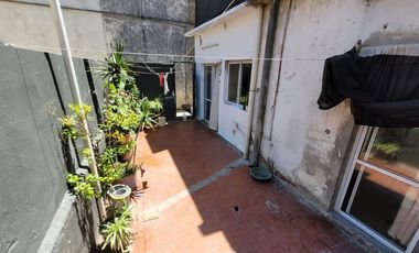 PH TIPO CASA DOS VIVIENDAS-COCHERA