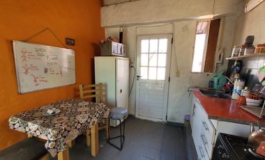 PH TIPO CASA DOS VIVIENDAS-COCHERA