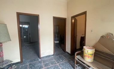 Casa P/ 2 familias 3 AMB cada una 8,66x 27,71 MTS