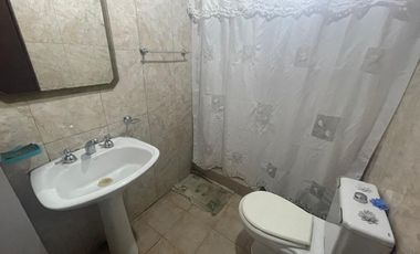 Casa P/ 2 familias 3 AMB cada una 8,66x 27,71 MTS