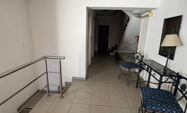 3 AMB. EN LANUSITA  CON COCHERA