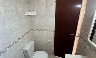 3 AMB. EN LANUSITA  CON COCHERA
