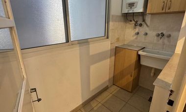 3 AMB. EN LANUSITA  CON COCHERA