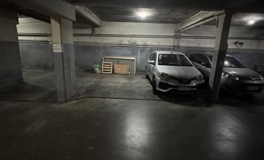 3 AMB. EN LANUSITA  CON COCHERA