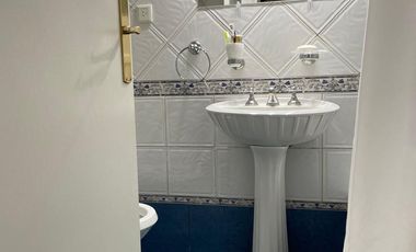 VENTA IMPORTANTE CHALET 5 AMBIENTES, BANFIELD R