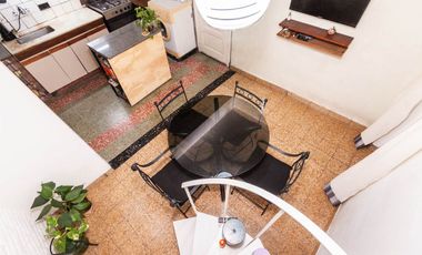Venta Casa p/ 2 familias c/ patio, coch y terraza