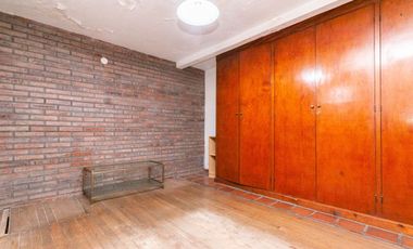 Venta Casa p/ 2 familias c/ patio, coch y terraza