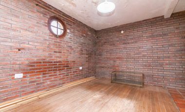 Venta Casa p/ 2 familias c/ patio, coch y terraza