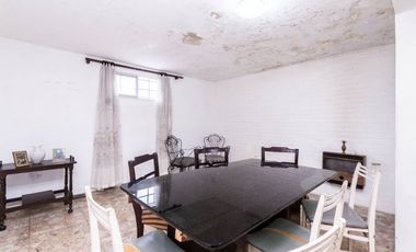 Venta Casa p/ 2 familias c/ patio, coch y terraza
