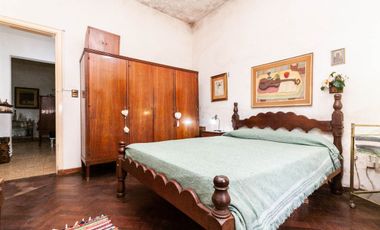 Venta Casa p/ 2 familias c/ patio, coch y terraza