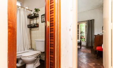 Venta Casa p/ 2 familias c/ patio, coch y terraza