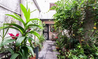 Venta Casa p/ 2 familias c/ patio, coch y terraza