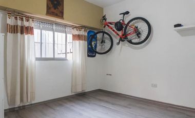 DEPTO EN VENTA 4 AMB LANÚS CON PATIO