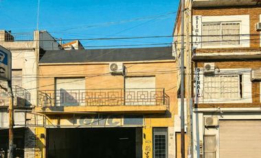 DEPTO EN VENTA 4 AMB LANÚS CON PATIO