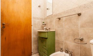Duplex 3 amb en venta en Lanús con cochera