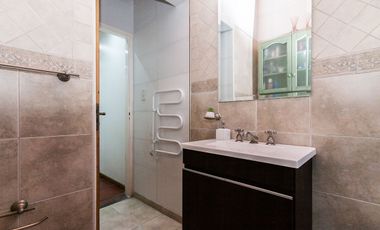 Duplex 3 amb en venta en Lanús con cochera