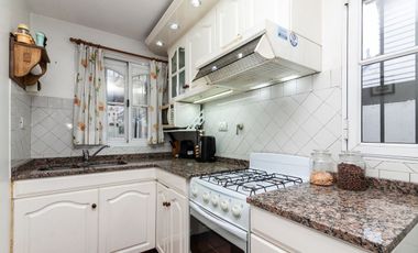 Duplex 3 amb en venta en Lanús con cochera