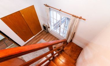 Duplex 3 amb en venta en Lanús con cochera