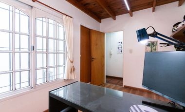 Duplex 3 amb en venta en Lanús con cochera