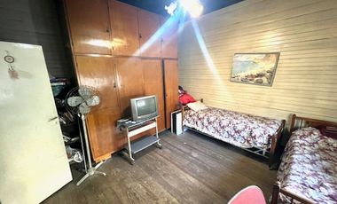 VENTA DE CASA EN LOTE PROPIO, JARDIN, COCHERA