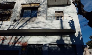 2 AMBIENTES ´+LOCAL +TERRAZA A RECICLAR -LANUS E