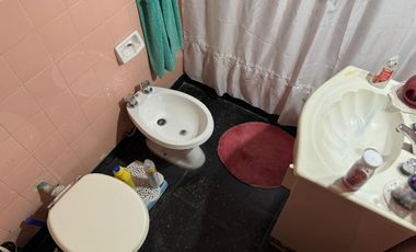 3 AMBIENTES EN LANUSITA C/ COCHERA.-APTO CREDITO
