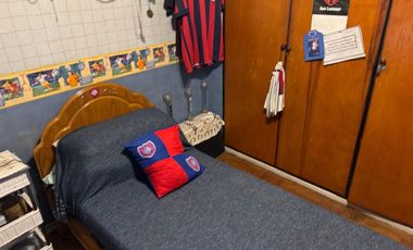 3 AMBIENTES EN LANUSITA C/ COCHERA.-APTO CREDITO