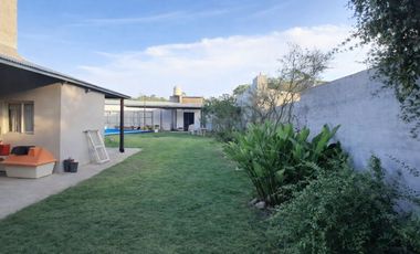Casa Quinta en Madre María 2725