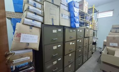 DEPÓSITO C/OFICINA VENTA V. LUGANO MUY BUEN ESTADO