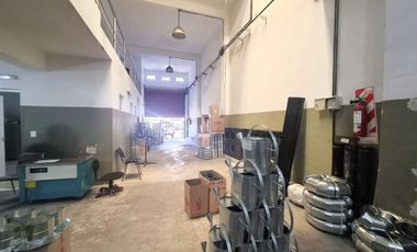DEPÓSITO C/OFICINA VENTA V. LUGANO MUY BUEN ESTADO