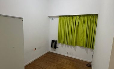 CASA EN ALQUILER 2 DORM , EN PH AL FRENTE