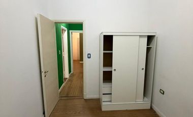 CASA EN ALQUILER 2 DORM , EN PH AL FRENTE
